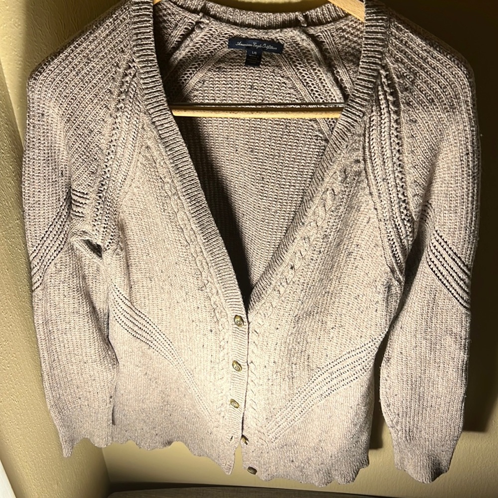 American Eagle Outfitter Women’s Knit Cardigan Color Oatmeal Size Large